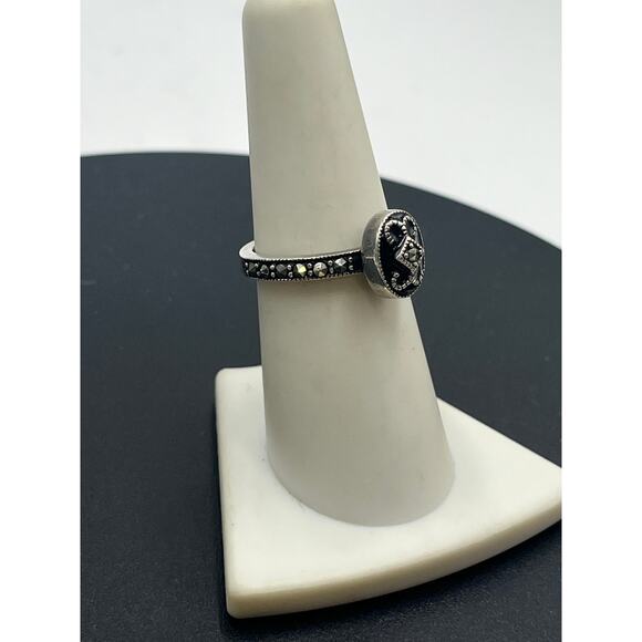Vintage Sterling Silver Oval Black Onyx Marcasite Art Deco Statement Ring 7.25 - Picture 2 of 10